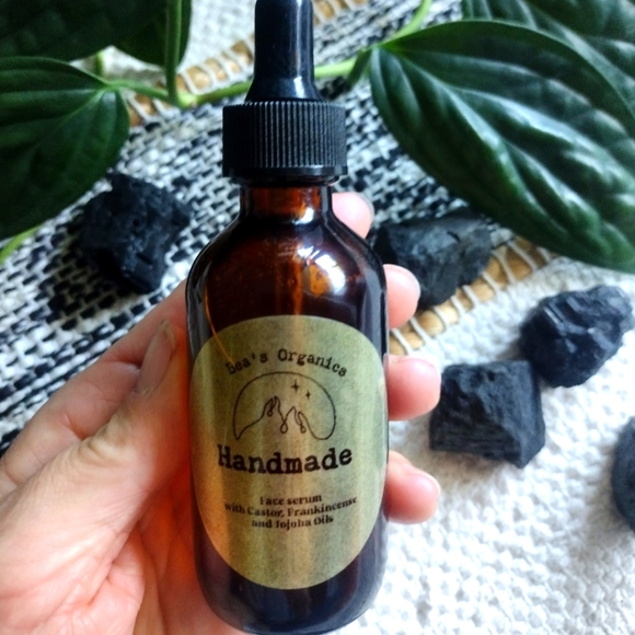 🌿Amazing Organic Facial Serum 2oz bottle - Picture 3 of 5
